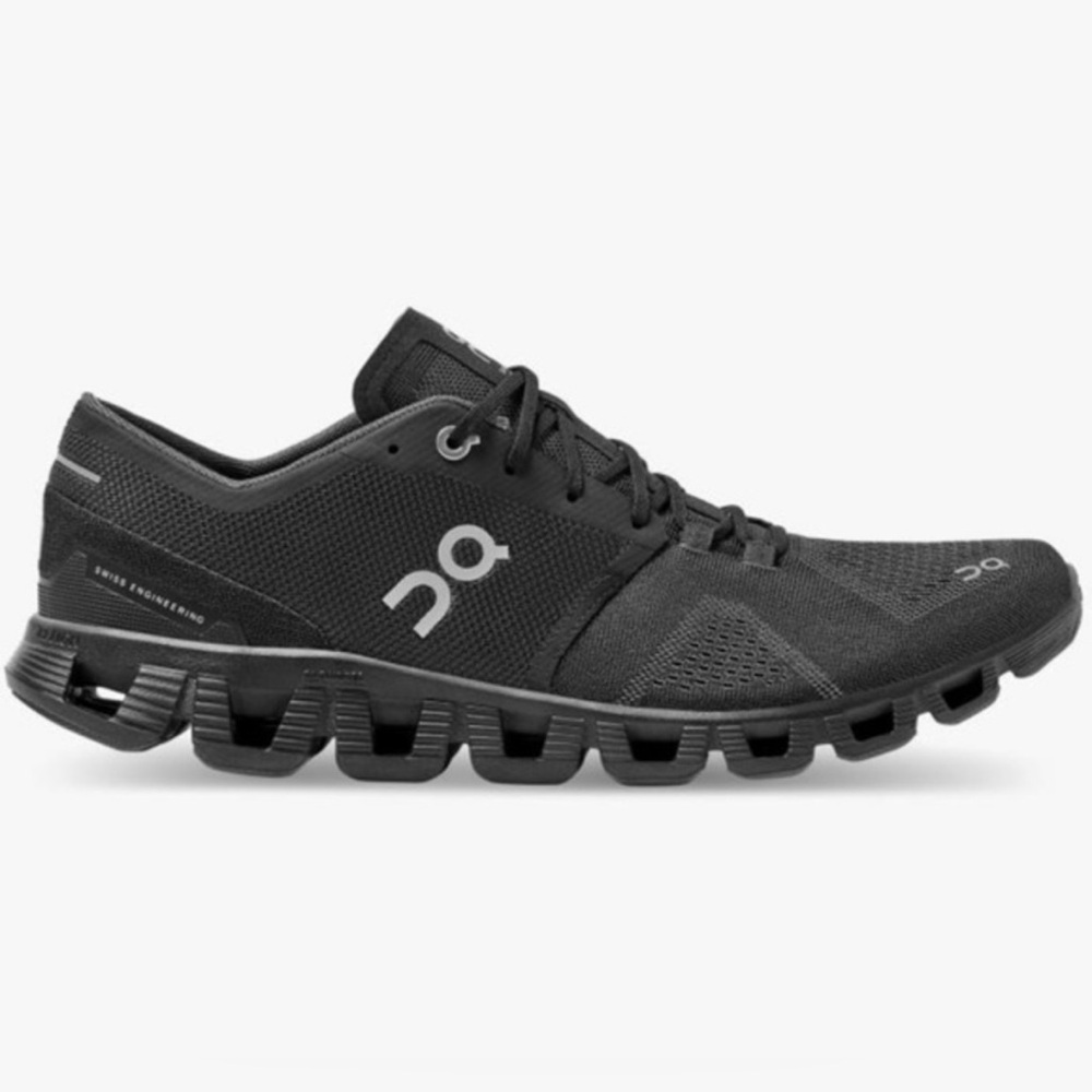 On Running Cloud X Sneakers - Picture 2 of 12